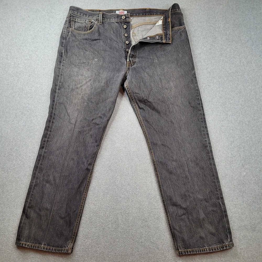 Levi's 501 Jeans Mens 40x32 Black Straight Leg‎ Button Fly Denim